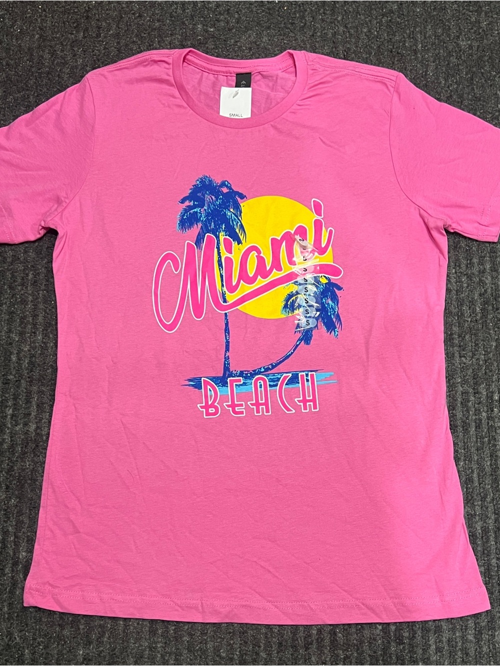 Point Miami Beach Womens Small Graphic T Shirt Pink Palm Trees NWT Summer Tee
